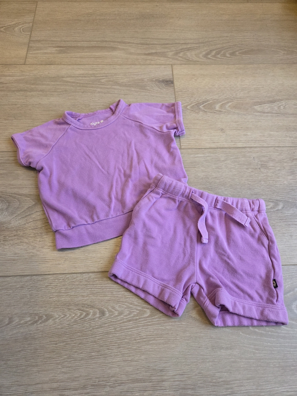 KYTE Lilac Set - Top & Drawstring Shorts